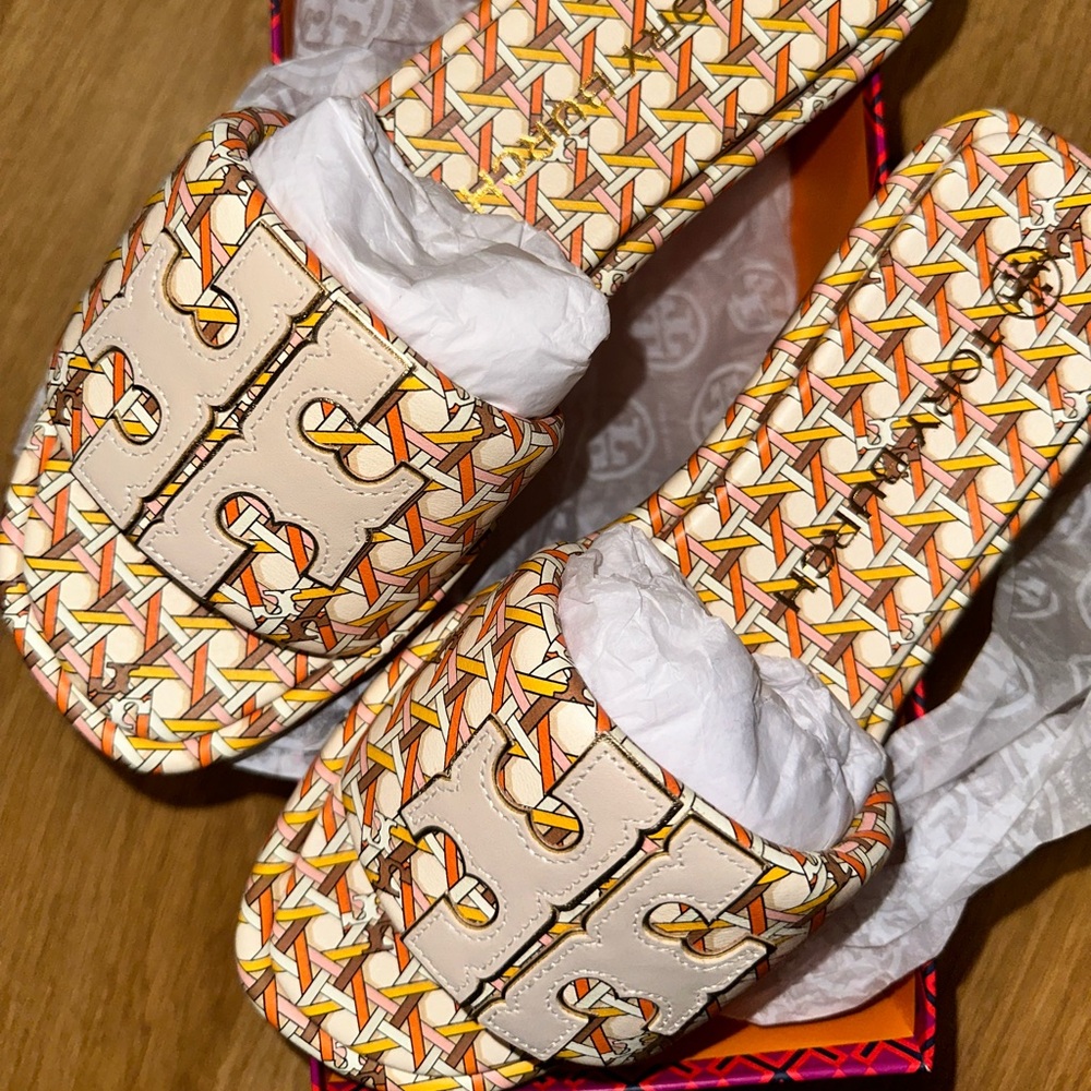 Brand new Tory Burch double t sport slide